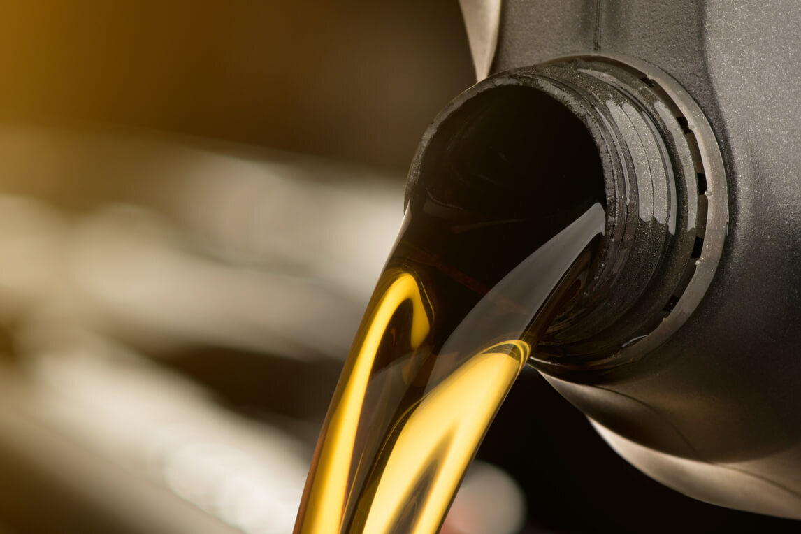 Fuel stabilizer for boats