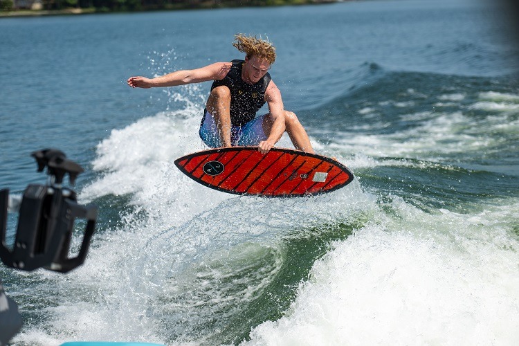 Hyperlite Hi-Fi Wakesurf Board