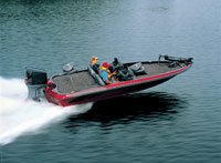 Bass Boat - Angled Transom 