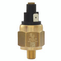 ADJUSTABLE PRESSURE SWITCH 1/4" 0-1.1 - 1/4" BSP Tapered Male, Vacuum, Pressure and Temperature Switch, PMN Series, Normally Open, Push on Terminals, Adjustable, Nitrile Seal, Working Temperature -5Â°C to +60Â°C Pressure Range 0