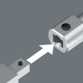 The actuation tools are suitable for mounting insert tools with square head drive, and can thus be used in a variety of operations.