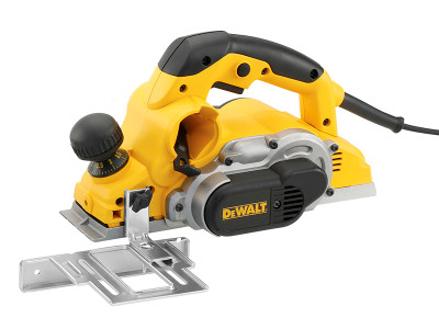 Dewalt D26500K Planer in Kit Box 1050W 110V - The DEWALT D26500K Professional Planer has a high power motor for effortless cutting, even in hard woods