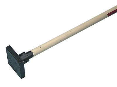 Faithfull Earth Rammer With Wooden Shaft 4.5kg (10lb) - This Faithfull Earth Rammer has a 125mm&sup2; (5in&sup2;) square head and is attached to a wooden handle