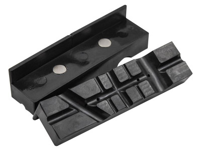 Faithfull Magnetic Plastic Vice Jaws 100mm (4in) - The Faithfull Magnetic Plastic Vice Jaws are designed to fit Faithfull and most other mechanics bench vices