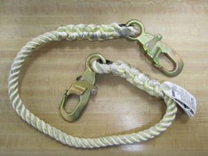 MSA 415108 Lanyard,Rope,4' Fixed, Nylon, 36C
