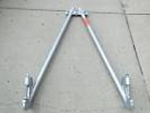 MSA 15200-32 Straight Run Stanchion (3 Brackets)