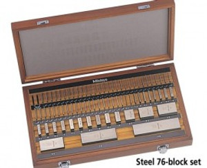Mitutoyo 516-452-26 Metric Gauge Block Square Steel Set, grade-AS-2