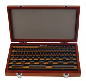 Mitutoyo 516-904-26 Inch Rectangular Steel Gauge Block Set, grade AS-2