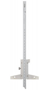 Mitutoyo 527-122 Vernier Depth Gauge, 0-200mm Range, 0.02mm Vernier Reading, 230g Mass