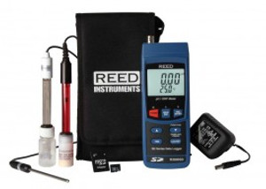 REED Instruments R3000SD-KIT3 DATA LOGGING PH/ORP METER WITH PH/ORP ELECTRODES, TEMP PROBE, SD CARD AND POWER ADAPTER