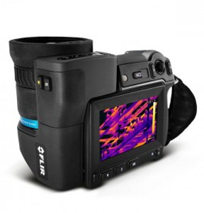 FLIR 72502-0502, T1010 IR Camera 1024 x 768 Resolution/30Hz w/28° Lens with Thermal Studio Pro - 3 Month Subscription + Route Creator Plugin for Thermal Studio Pro - 3 Month Subscription