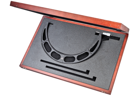 Starrett OUTSIDE MICROMETER, 16-17", .001" GRADS W CASE