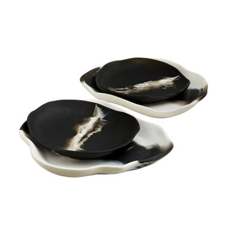 Hollies Trays, Set of 2 (5622) Hollies Trays, Set of 2 (5622)