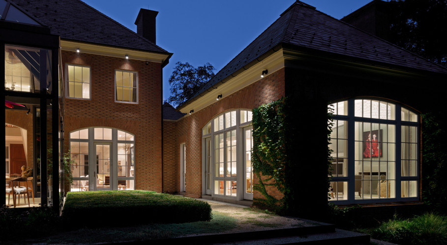 10 Lighting Trends to Illuminate Your Home in 2024