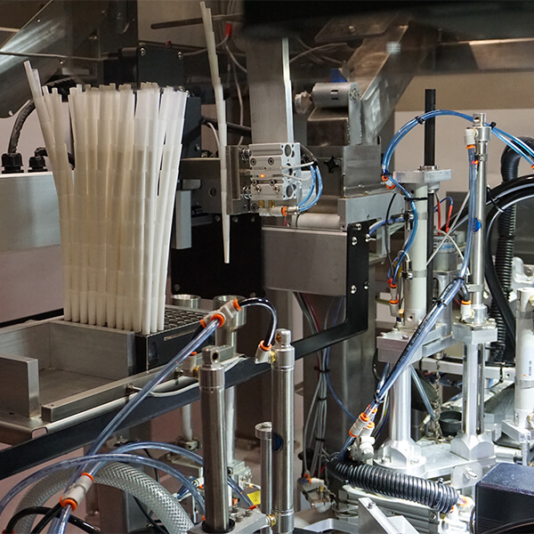 3columnbanner.jpg Automated Preroll machine development shot
