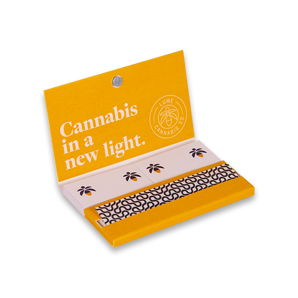 3columnbanner.jpg A close up of custom tips on a custom rolling paper booklet width=