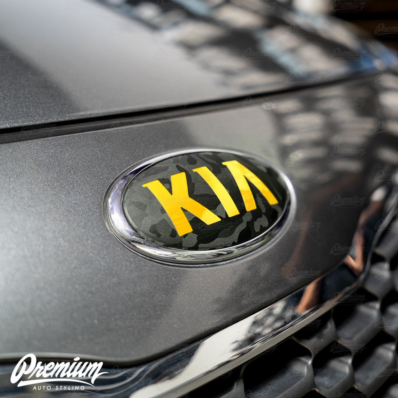 KIA Radiator grille emblem with GT line logo