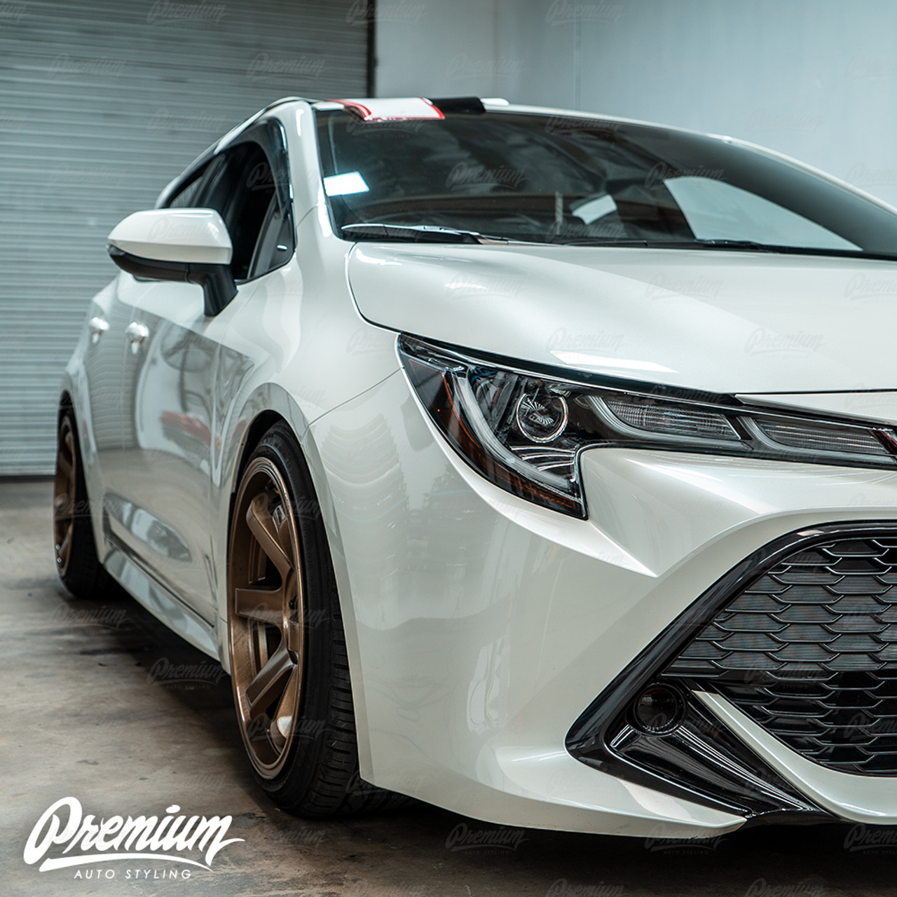 2019_2020_Toyota_CorollaHeadlight_Amber_Delete_Smoke_tint_Overlay_product_shot2__67637.1652823184.jpg