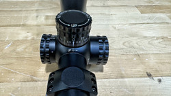 USED NIGHTFORCE C577 ATACR 5-25x56mm H59 with Rings A208