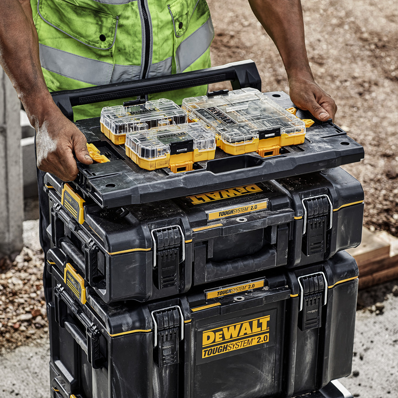 Dewalt DWST08017-1 TOUGHSYSTEM 2.0 to T-STAK Adapter Plate Dewalt DWST08017-1 TOUGHSYSTEM 2.0 to T-STAK Adapter Plate