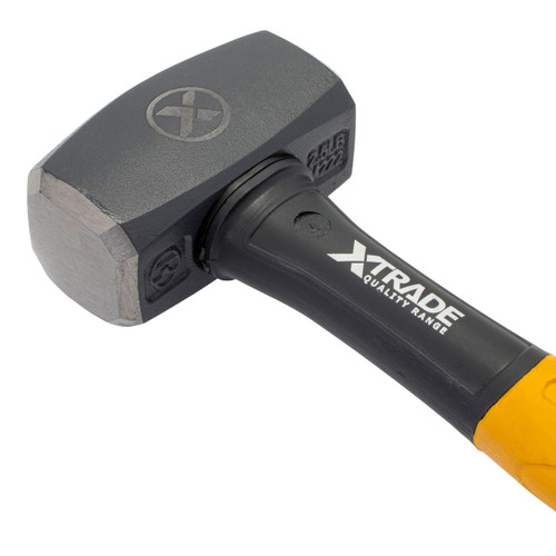 XTrade X0900079 Club Hammer with Fibreglass Handle 2.5lb
