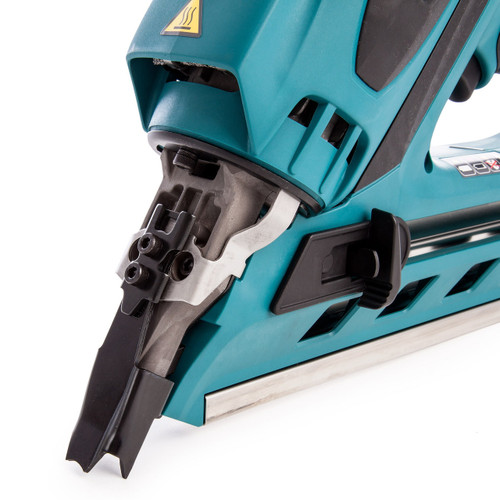 Makita GN900SE 7.2V First Fix Gas Nailer (2 x 1.5Ah Batteries)