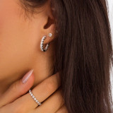 Round Diamond Huggie Earrings in White Gold (MD250356)