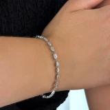 Diamond 5-Stone Shape Tennis Bracelet in White Gold (MDR260035)