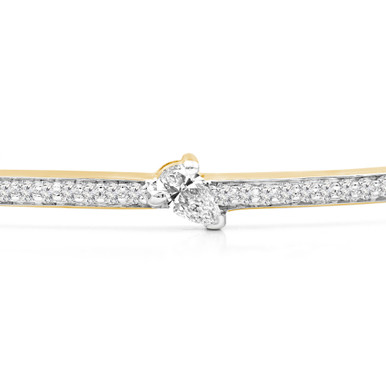 Pear Diamond Bangle Bracelet in Yellow Gold (MDR210118)