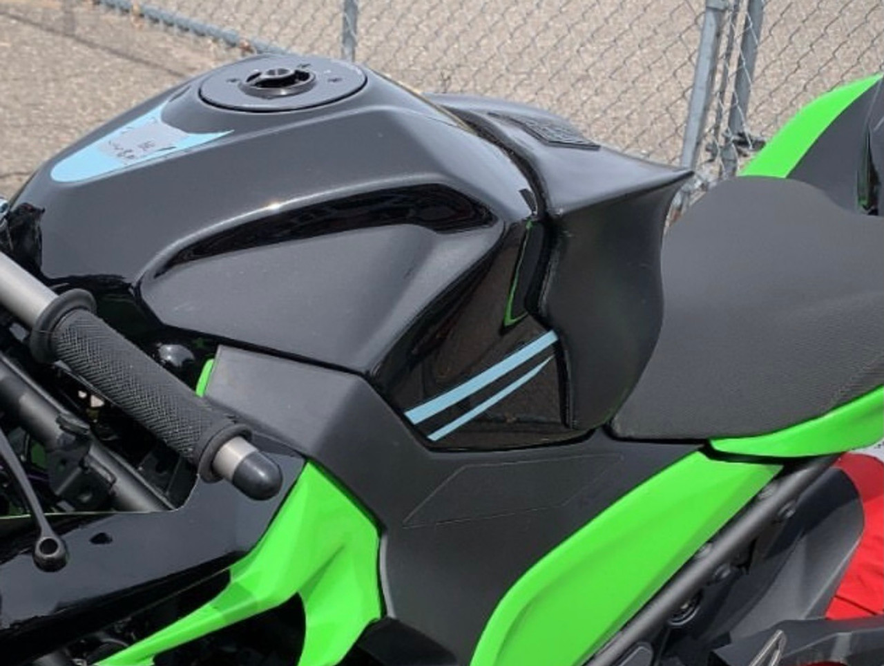 18+ Kawasaki Ninja 400 High Profile MonkeyGripp