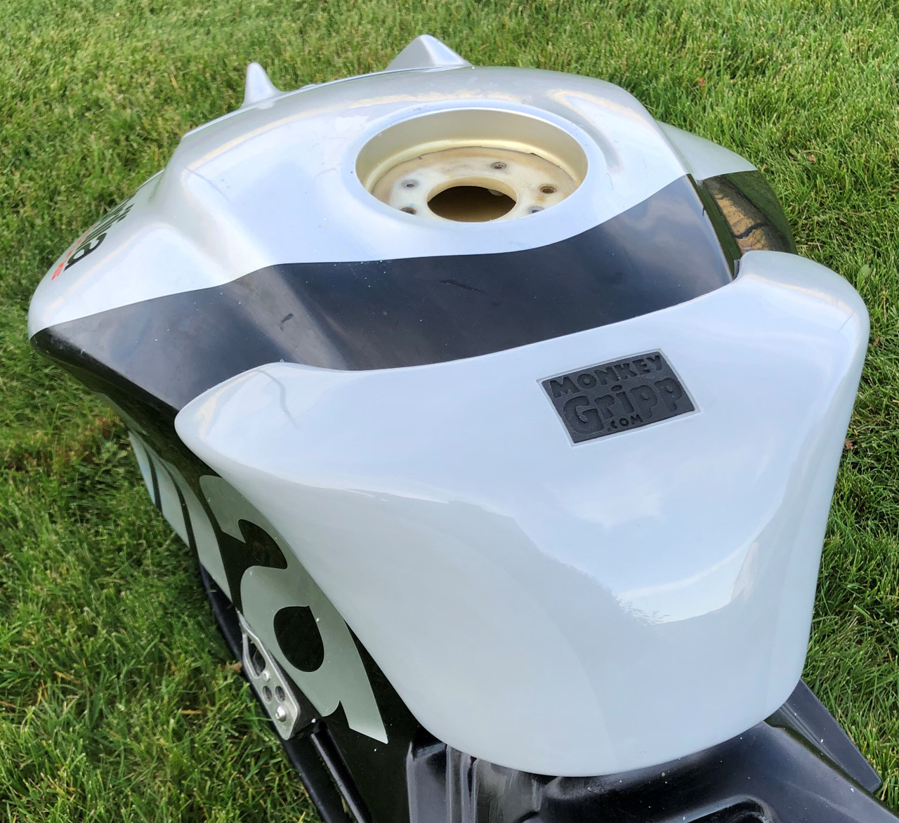 13+ Triumph Daytona Gen3 One-piece 