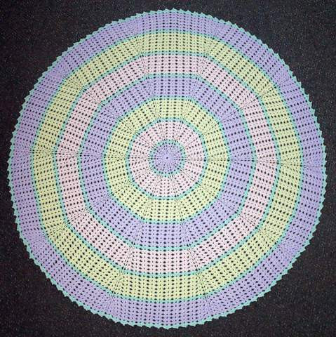CMPATC042 - 4ply Circular Shawl