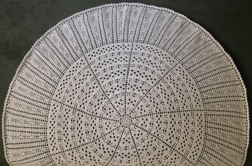 CMPATC066 The Star Attraction - 3ply Circular Shawl