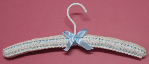 CMPATC059PDF Perle #5 Coathanger Cover in Bobbles and Shells