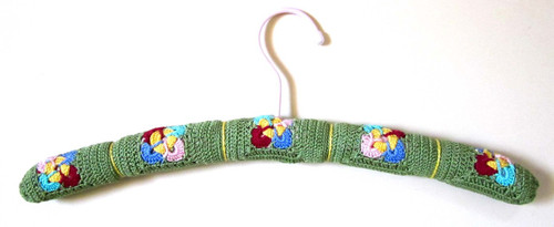 CMPATC056PDF Gwen's Rainbow Square Coathanger