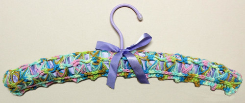 CMPATC092 Adult sized coathanger cover featuring broomstick crochet.