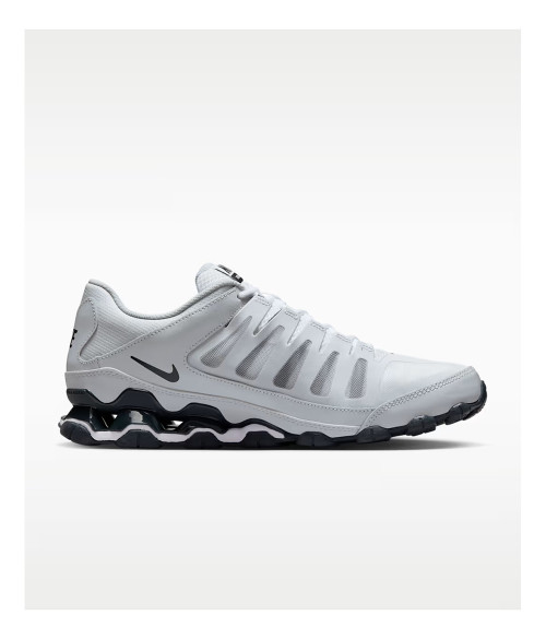 Nike Reax 8 TR Mesh Mens Category: Cross Training Color: White - Metallic Silver ItemNumber: M621716-108