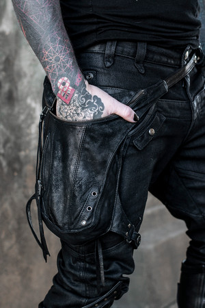 Valiant Leather Hip Stash Valiant Leather Hip Stash