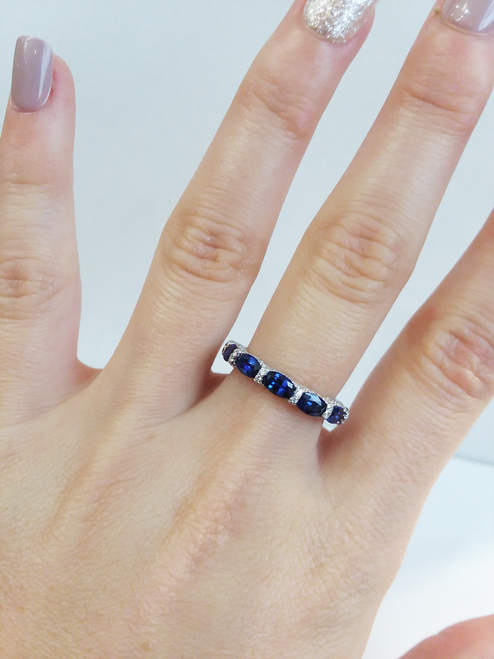 18K White Gold Sapphire and Diamond Band