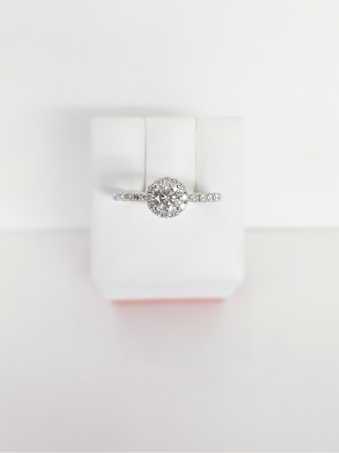 14K White Gold Diamond Halo Engagement Ring 0.60 DTW