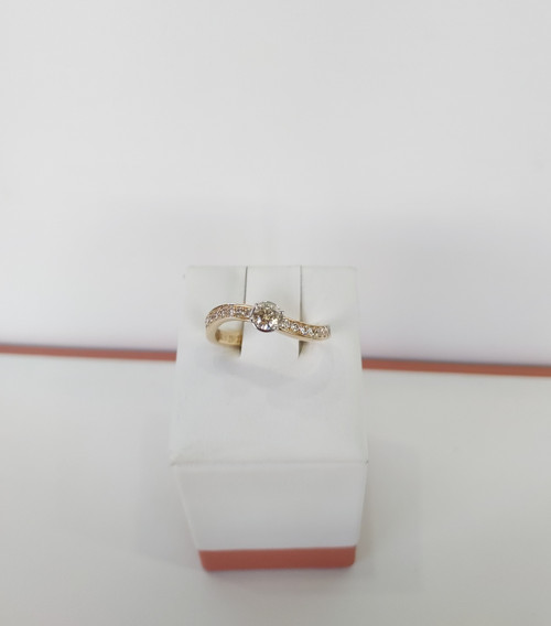 14K Yellow Gold Diamond Engagement Ring 0.50 DTW