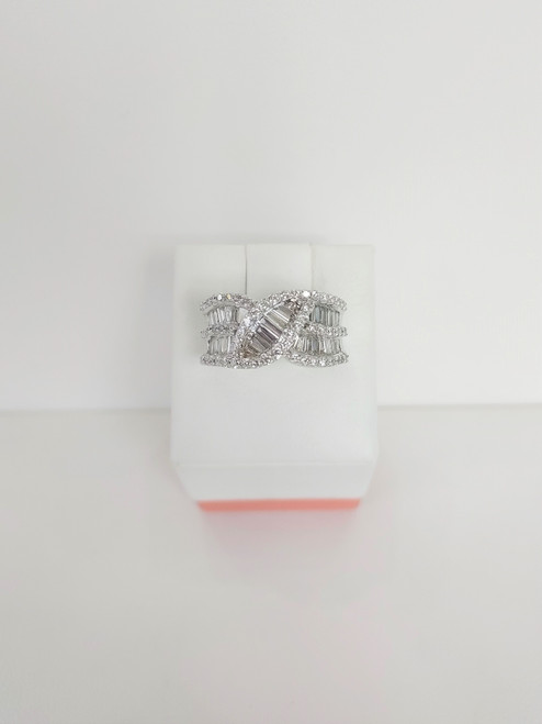 14K White Gold Baguette Diamond Criss-Cross Fashion Band