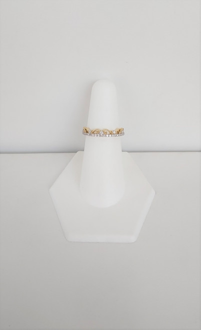 14K Yellow Gold Filigree Diamond Band 