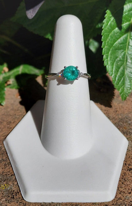 14K White Gold Round Emerald & Diamond Ring