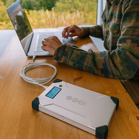 laptop and phone power bank