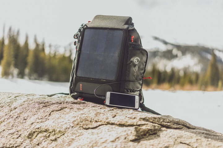 solar charging travel bags