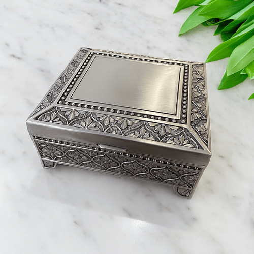 personalise trinket box with engraving
