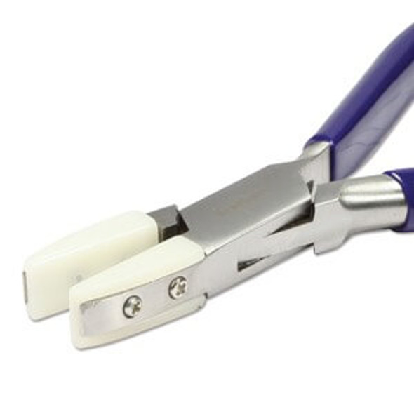 DOUBLE NYLON JAW PLIER-CLOSEUP