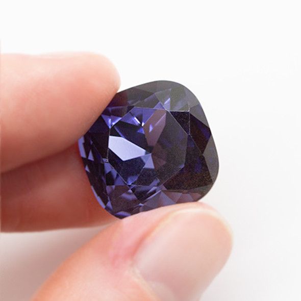 Krakovski Crystal Cushion Fancy Stone 16mm TANZANITE