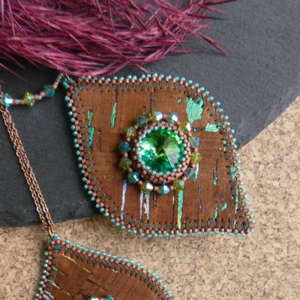 Rainbow Reflection Pendant - Free Beading Tutorial